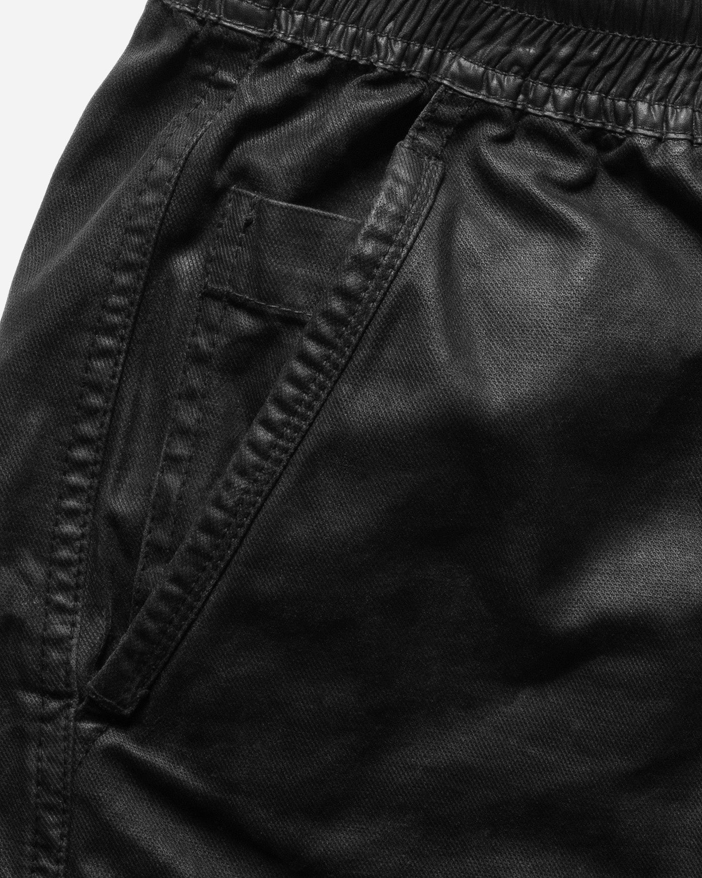 WAXED CARGO SHORTS